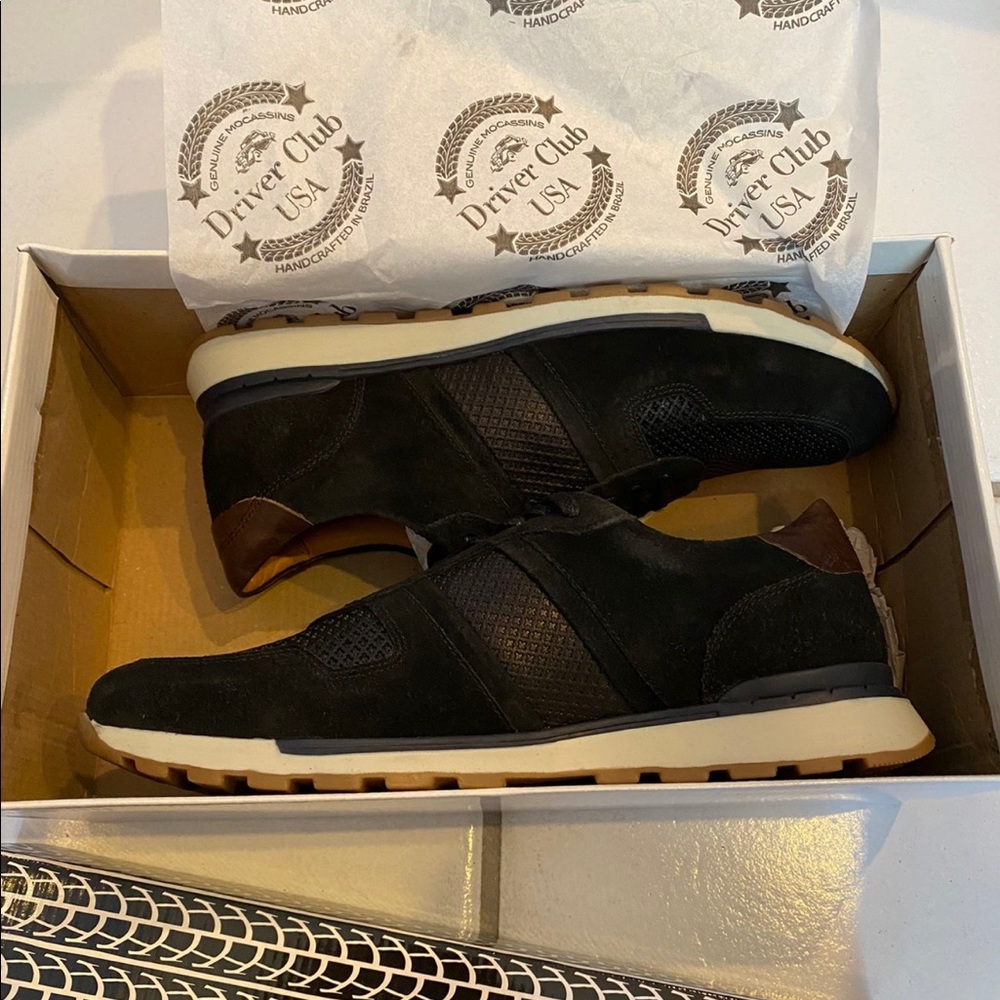Driver Club USA Men’s Leather. Black. Luxury fashion trainer sneaker size 8. New